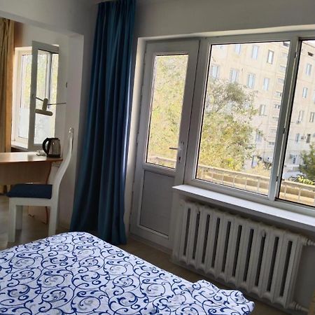 Светлая Квартира Для Гостей Kyzylorda Phòng bức ảnh